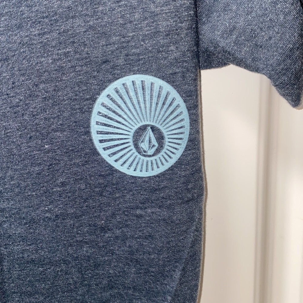 Volcom t-shirt - Picture 3 of 4